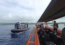 El cuarto rastreo tras el naufragio de Indonesia cesa con tres de los valencianos desaparecidos sin localizar