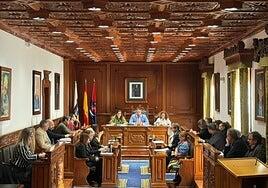 El Pleno del Ayuntamiento de Telde reclama la «retirada inmediata» de las jaulas marinas de la costa