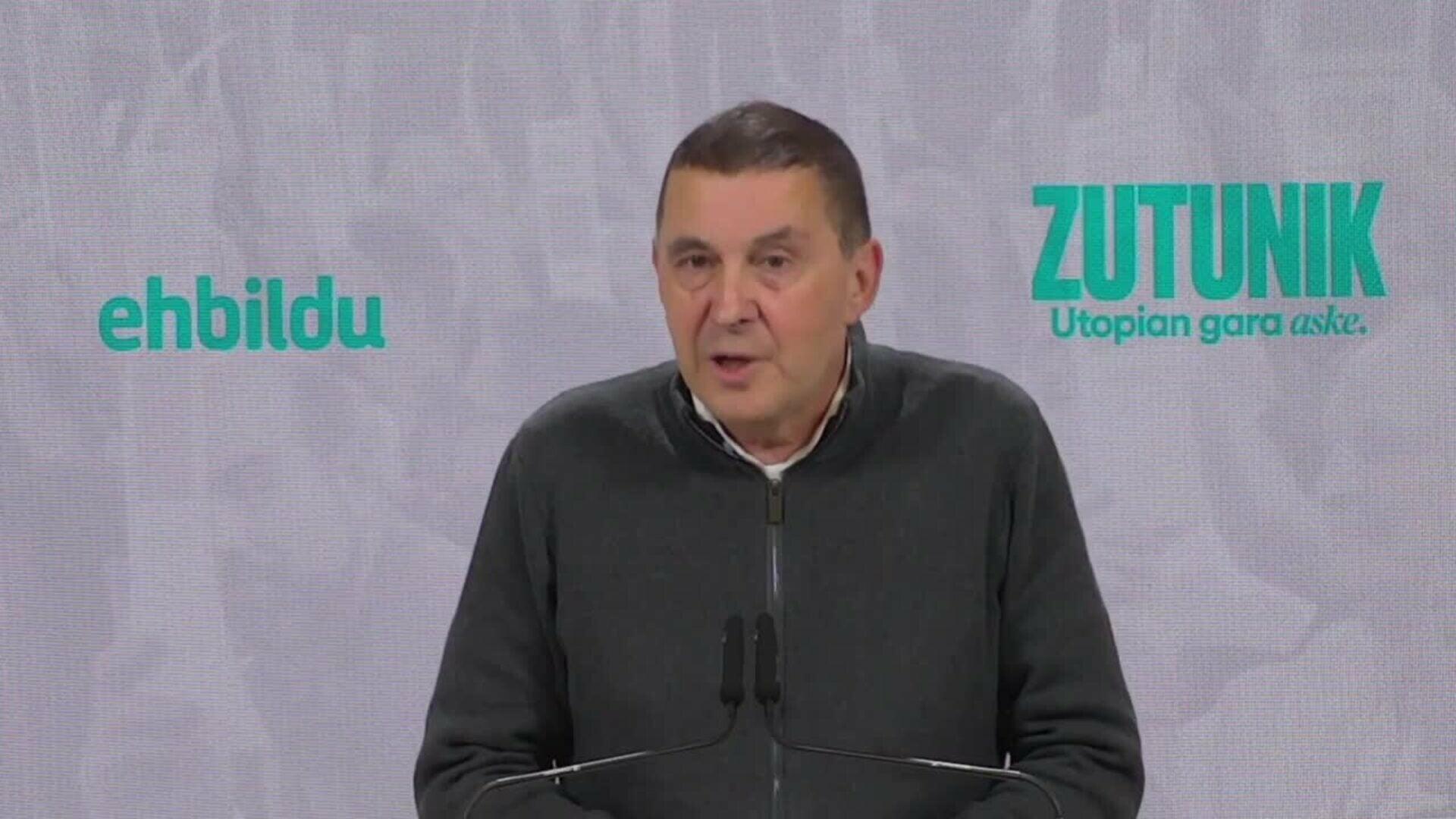 Otegi dice que un "horizonte sin presos y refugiados" es una "inversión para la convivencia"