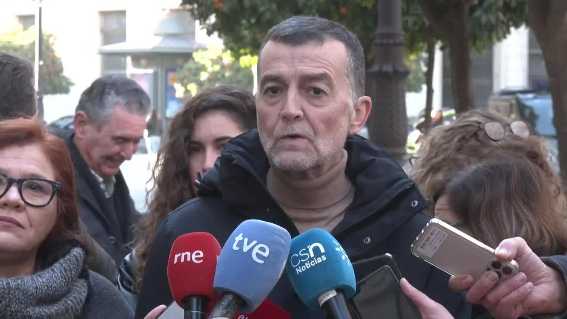 Maíllo ve un "farol" la cuestión de confianza de Junts
