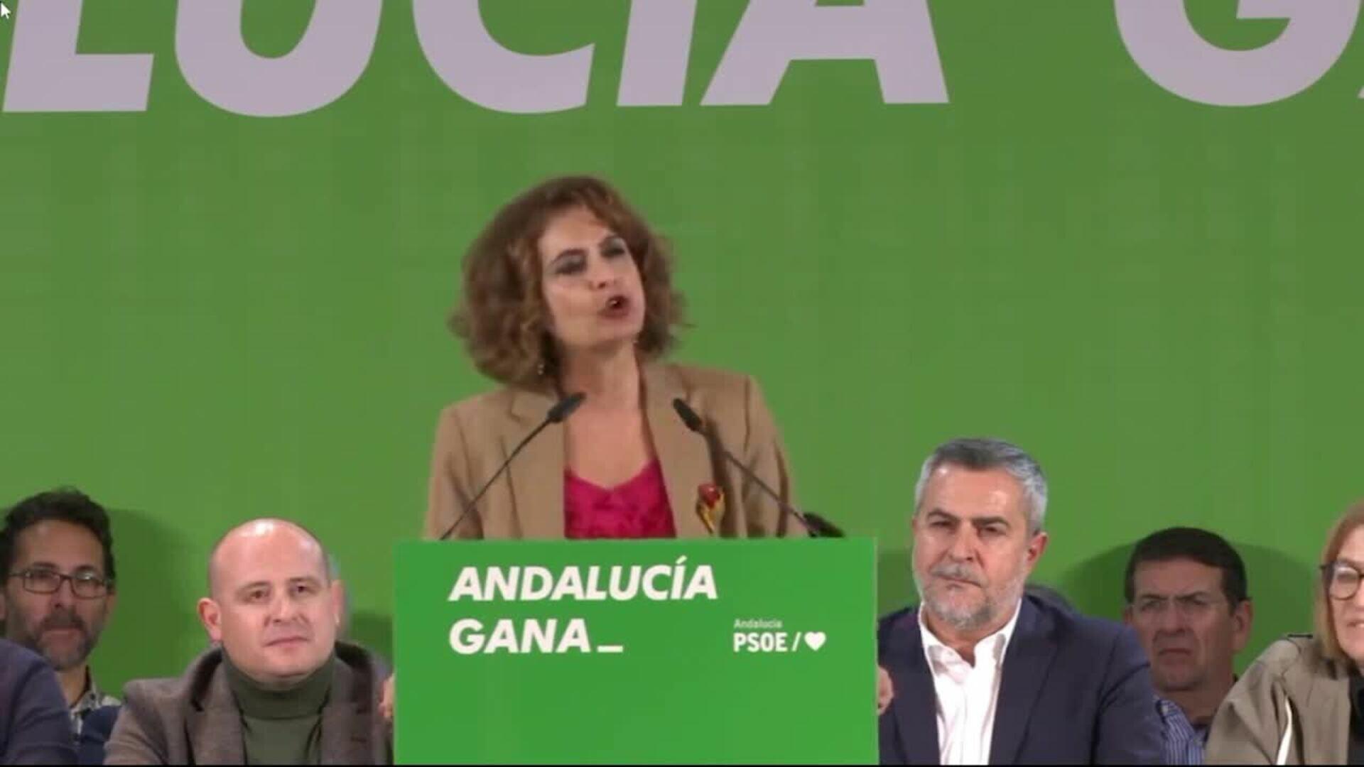 Montero anima a los socialistas a ir "todos a una" para volver a la Junta en 2026