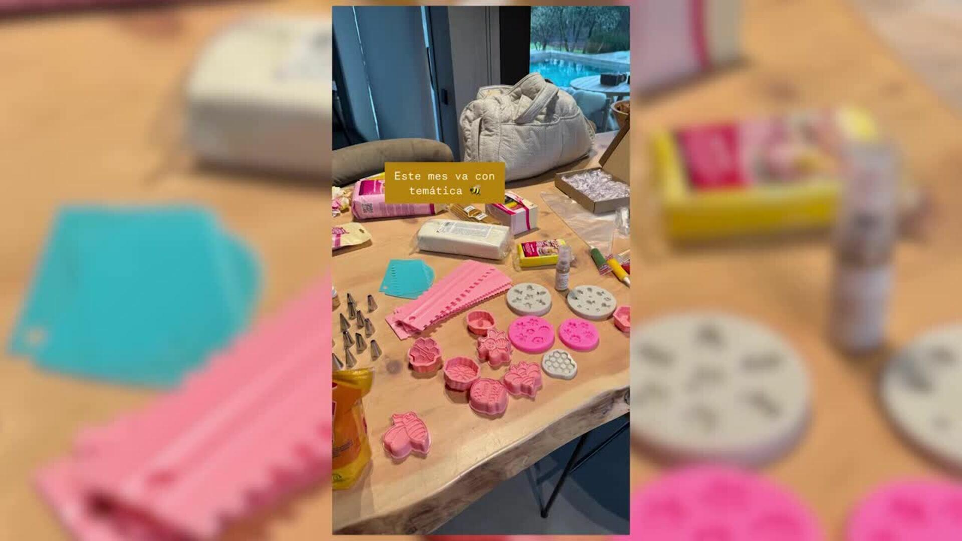 Marta Riumbau disfruta de un domingo de nieve y repostería