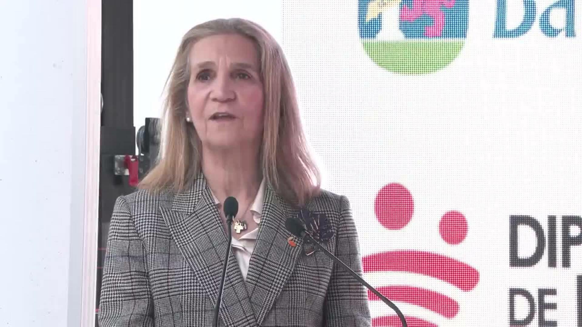 La infanta Elena y María Guardiola inauguran en Badajoz el nuevo Centro de Día Mi Princesa Rett