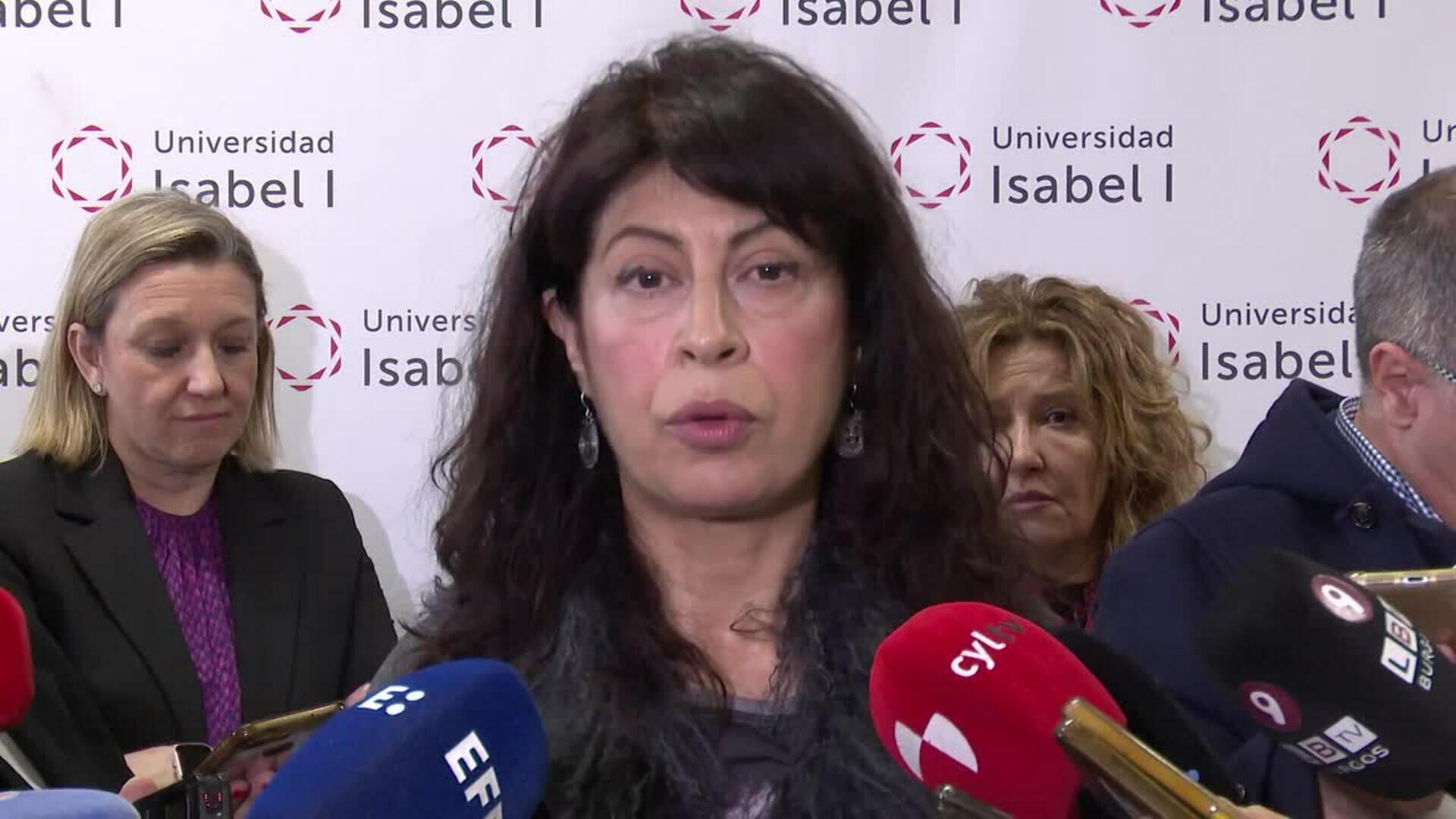 Redondo trabaja en un "ambicioso" plan nacional contra la violencia vicaria