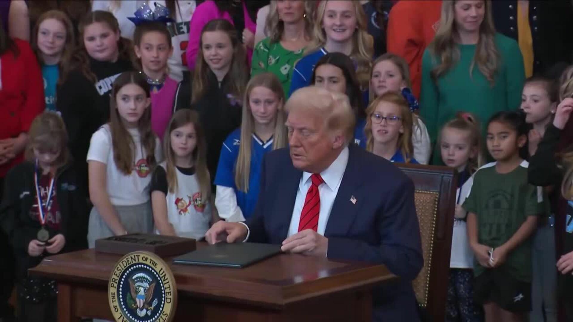 Trump declara que "muy pronto" firmará el acuerdo de minerales con Ucrania