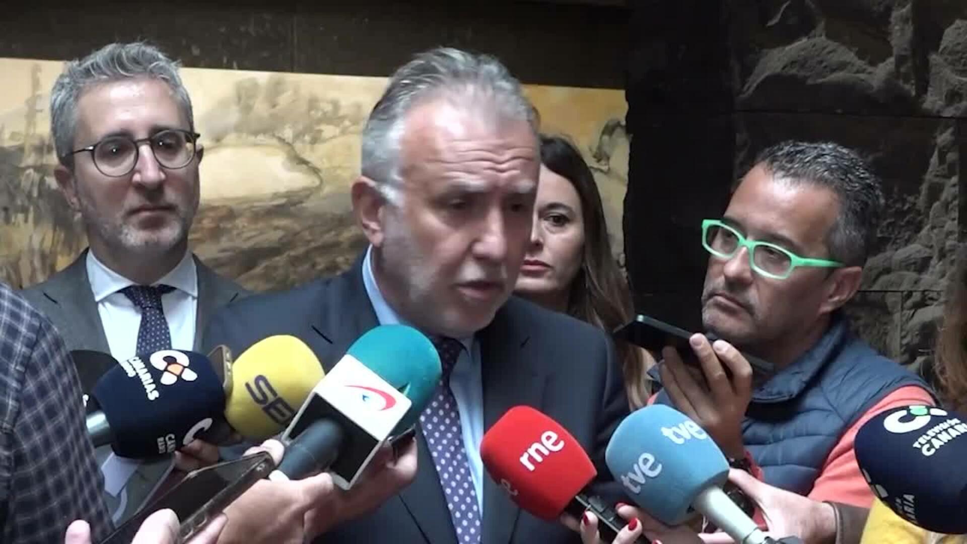 Torres pide a los partidos apoyar la convalidación del decreto de menores migrantes