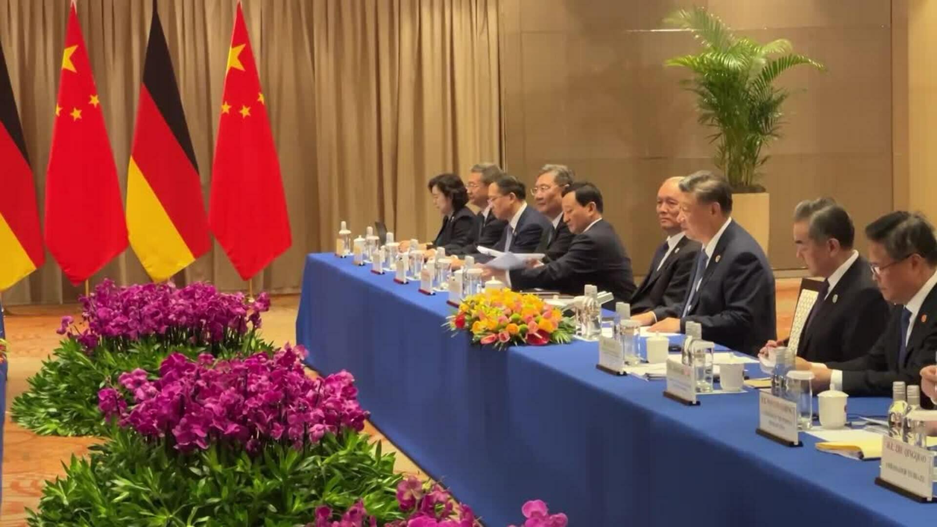 Trump eleva los aranceles a China otro 20%, hasta el 145%