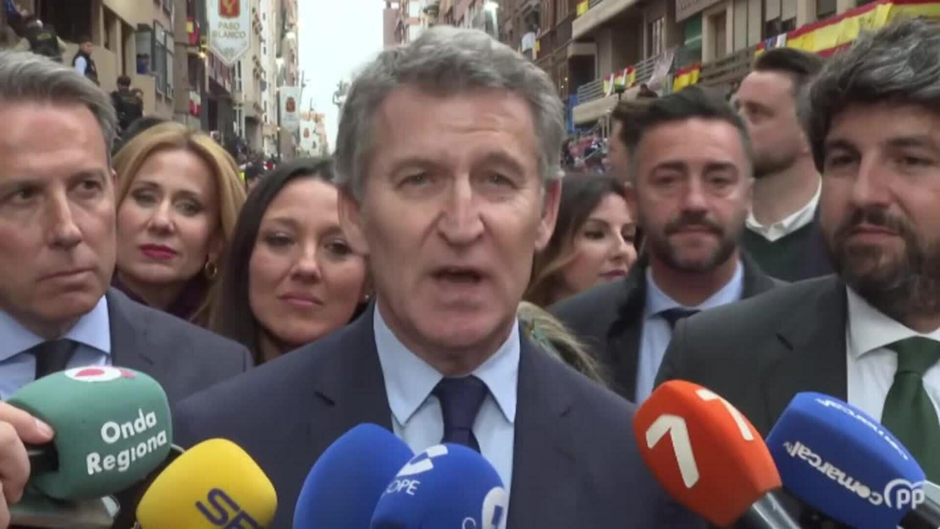 Feijóo ve "indicios" en que el Gobierno "no actuó limpiamente" en el rescate de Air Europa