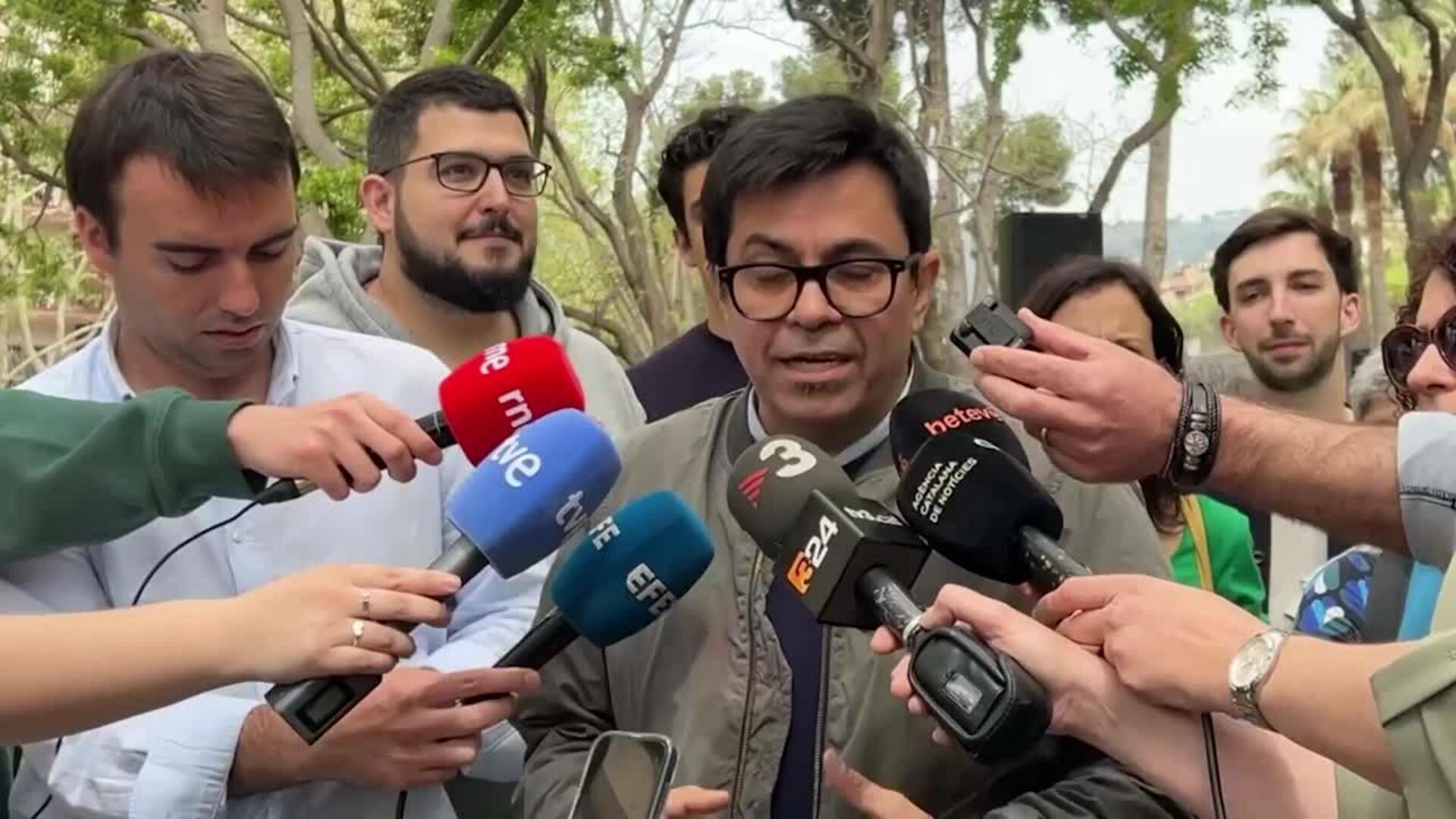 Pisarello (Comuns) insta a Sánchez a revocar el decreto que mantiene el título de Juan Carlos I