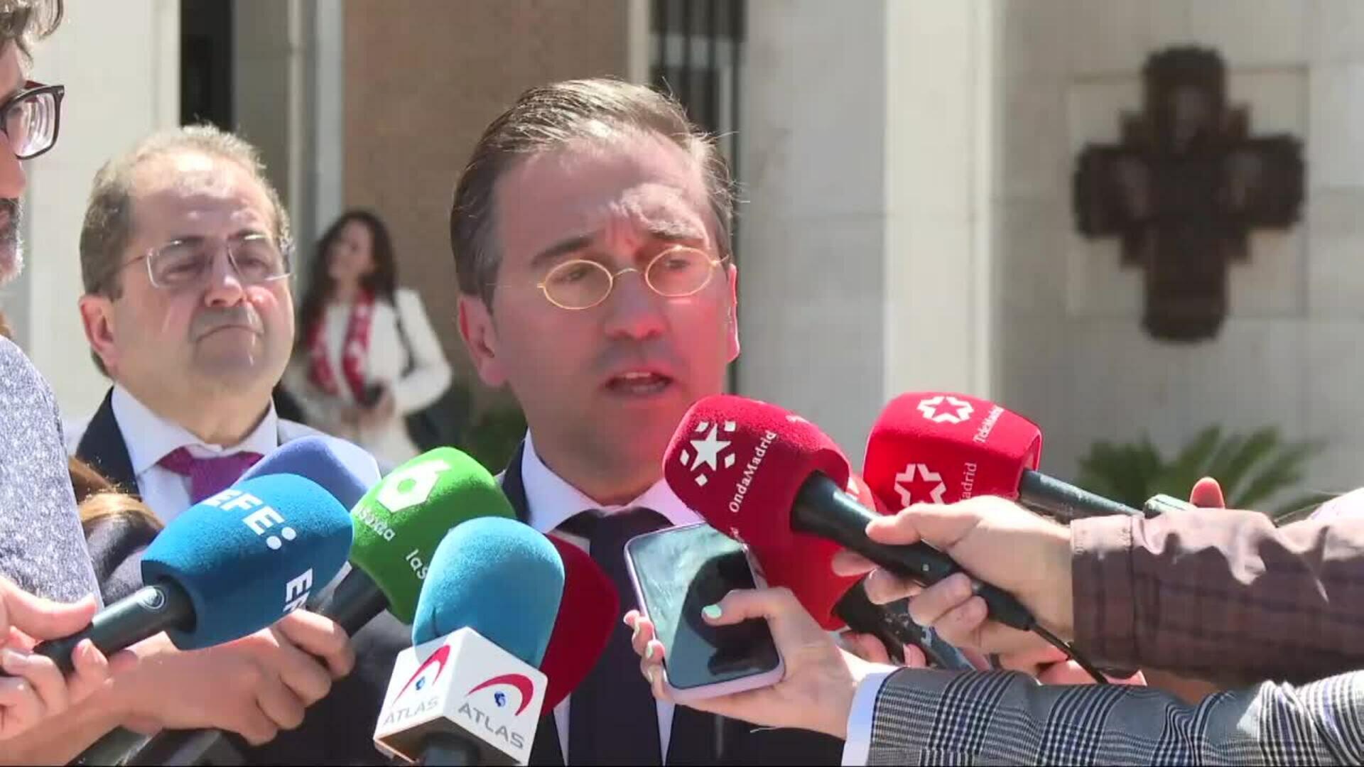 Albares: "La vida del Papa Francisco fue un testimonio de diálogo y búsqueda de justicia"