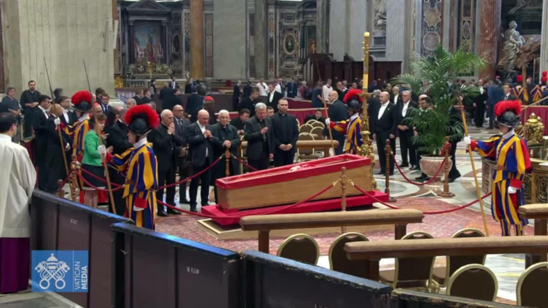 El Vaticano cifra en unas 250.000 las personas que se han despedido del Papa Francisco