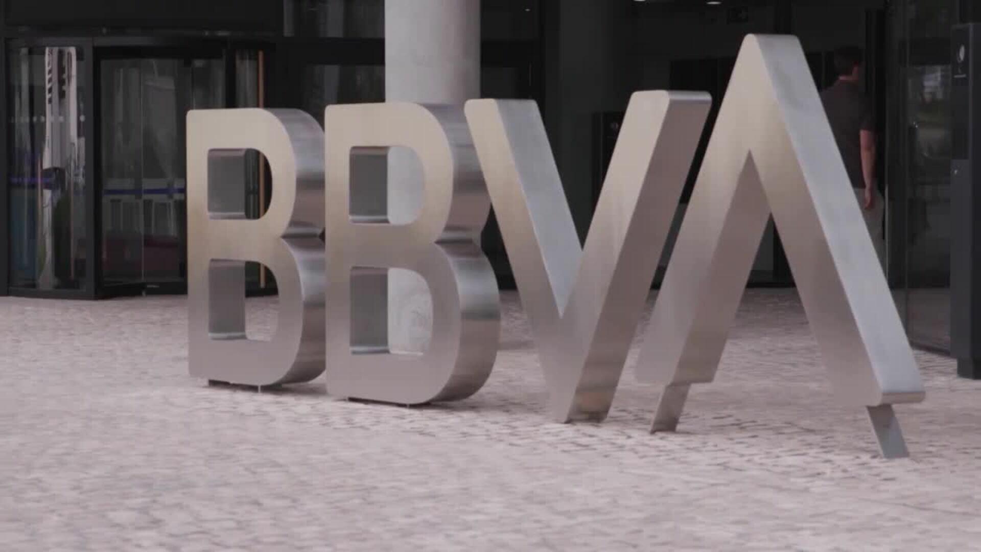 La CNMC aprueba la OPA de BBVA sobre Sabadell en fase 2 con compromisos