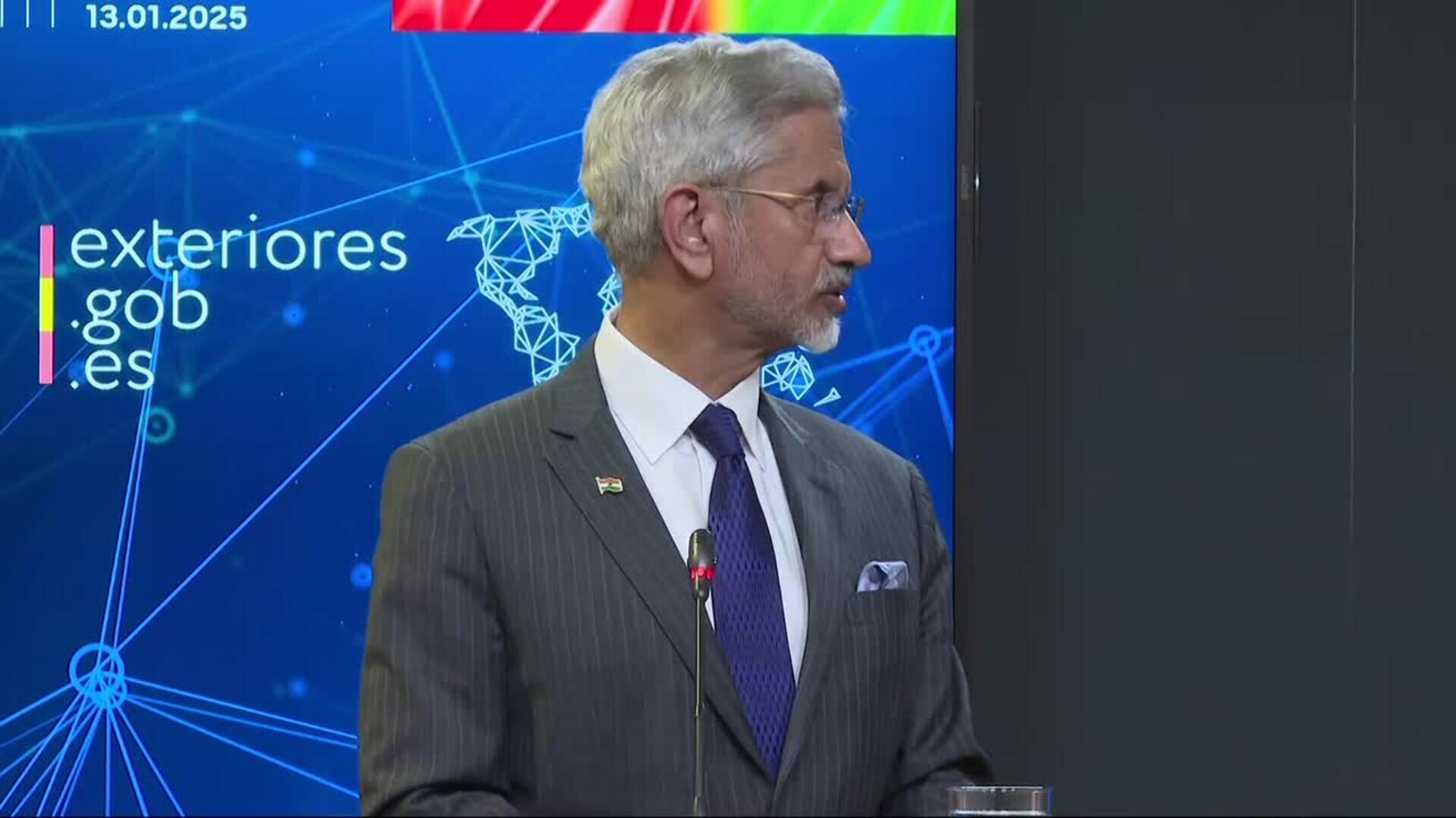 India lanza ataque aéreos contra "infraestructuras terroristas" en Pakistán