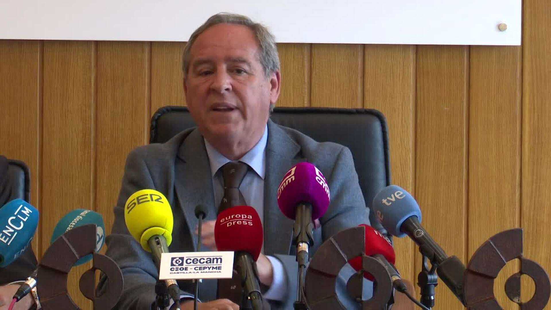 Nicolás (Cecam) afea a Gobierno que culpe a la empresa privada cuando ocurre algo en España