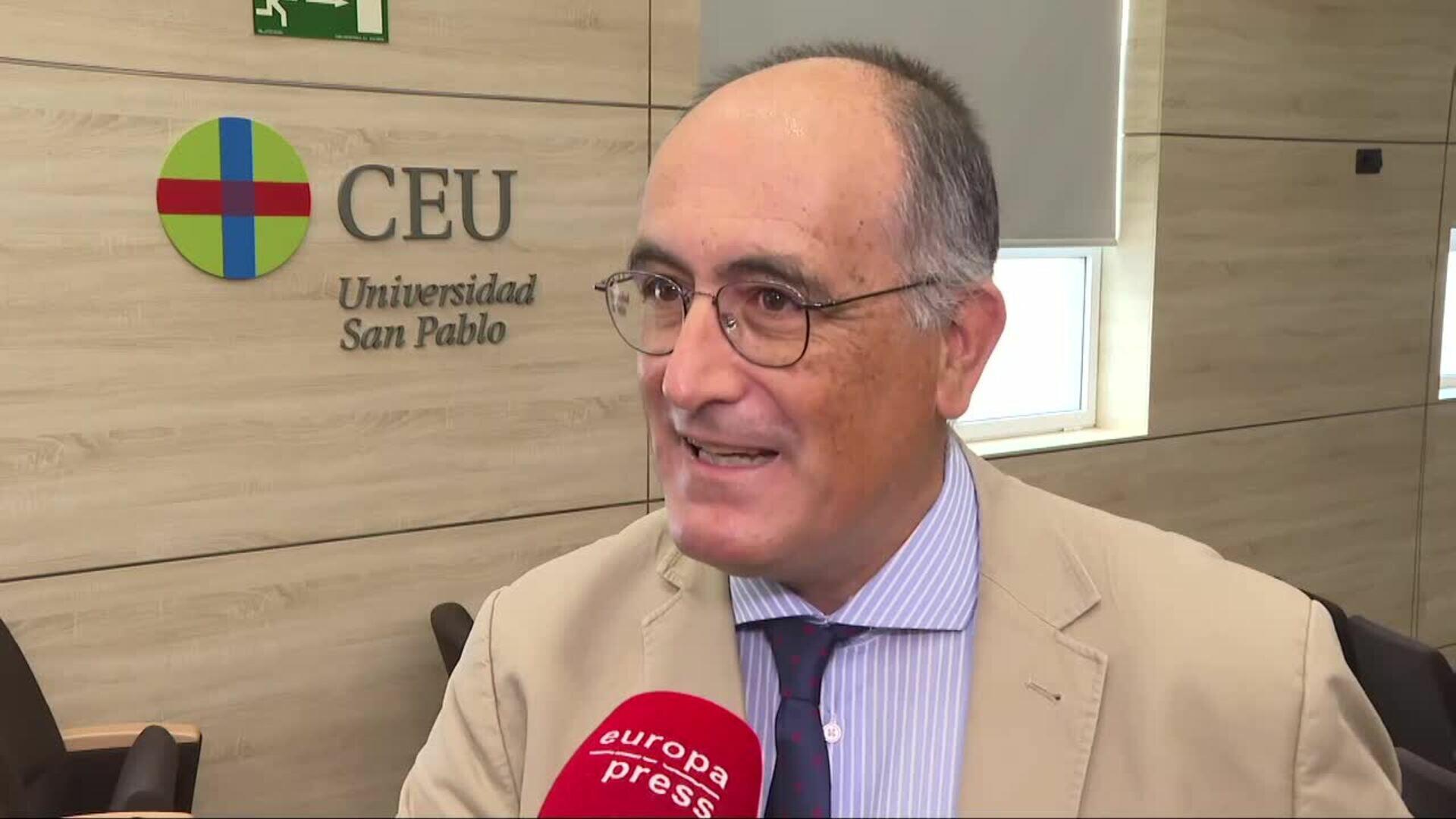 Experto resalta la "riqueza" de León XIV por haber hecho su vida "en el tercer mundo"