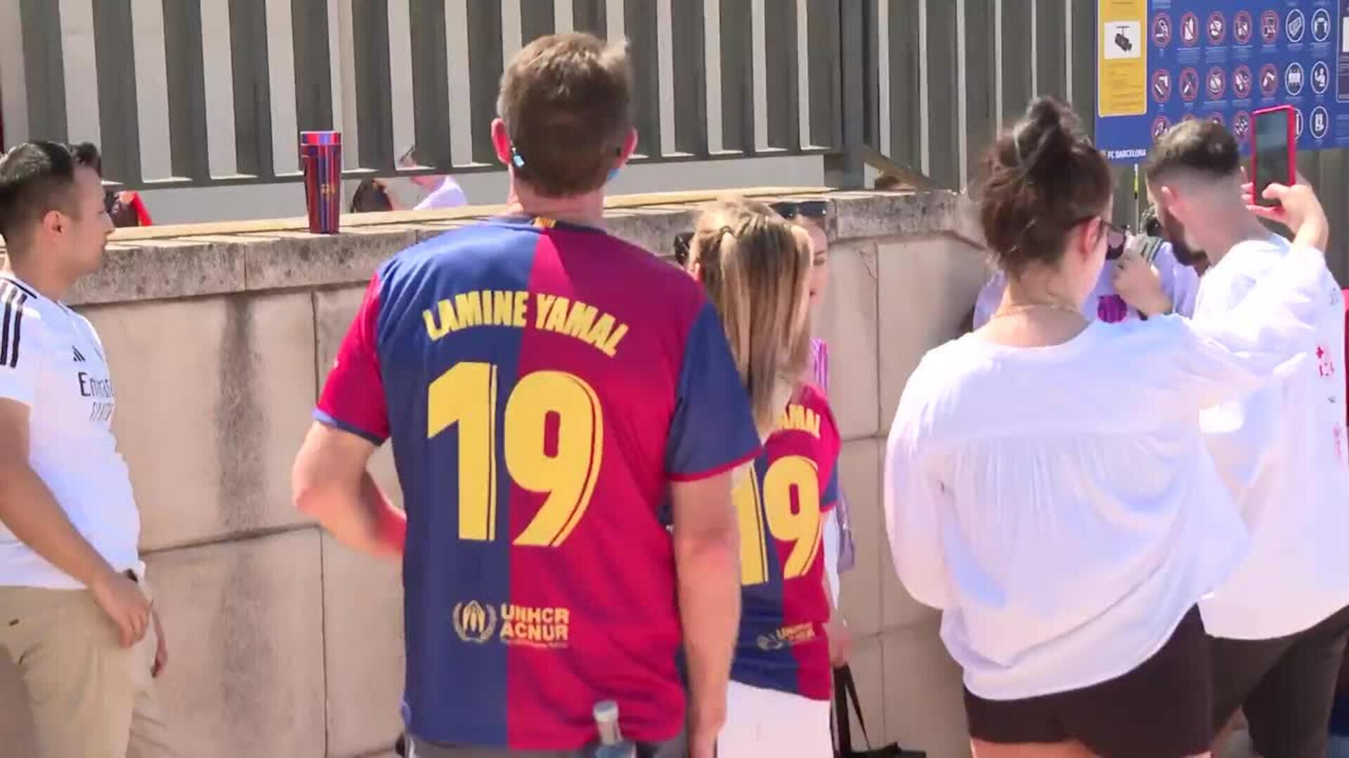 Aficionados del Barça confían que La Liga quedará en manos blaugranas