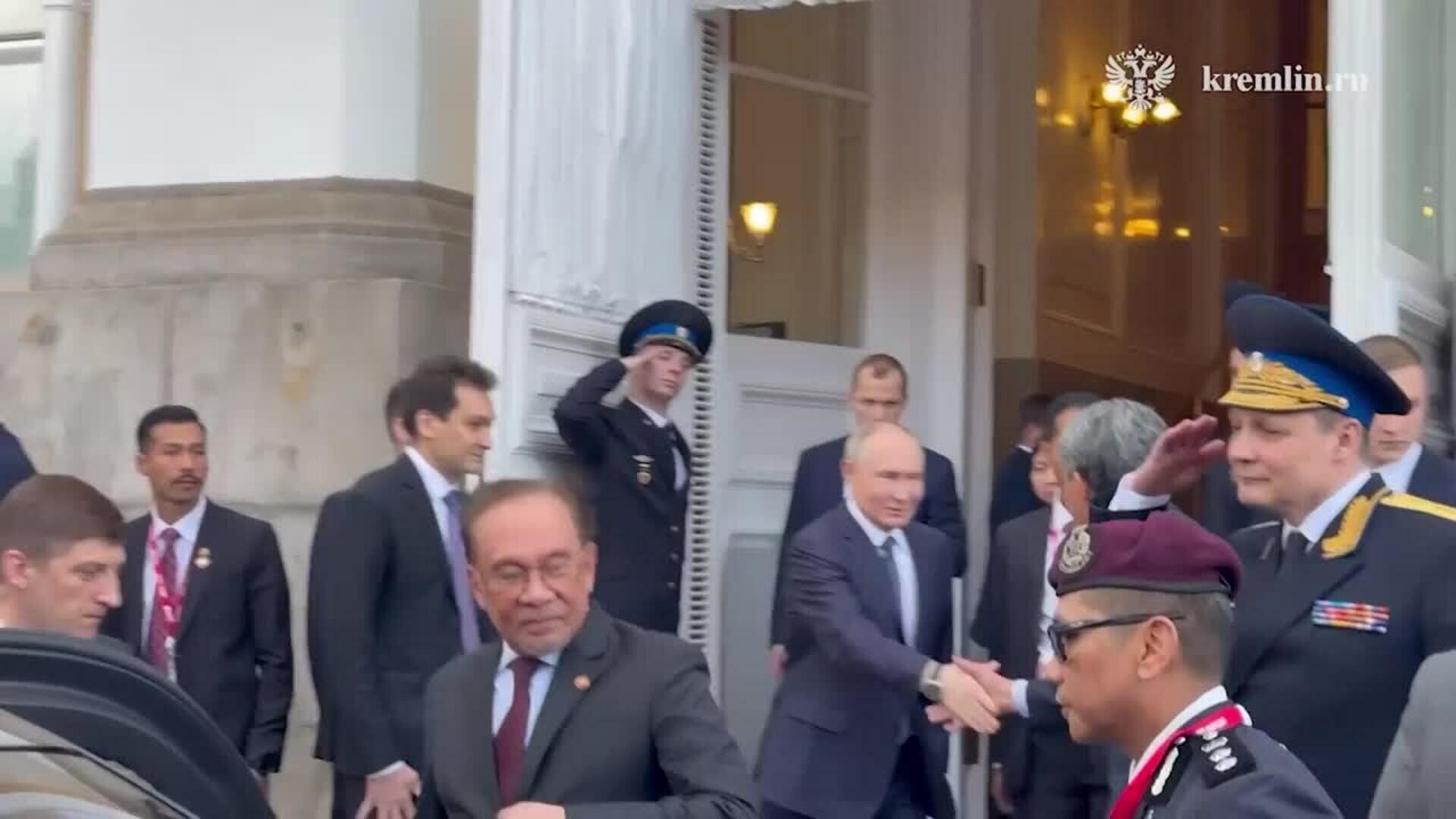 Rusia y Ucrania acuerdan canjear 2.000 prisioneros tras un favorable primer encuentro