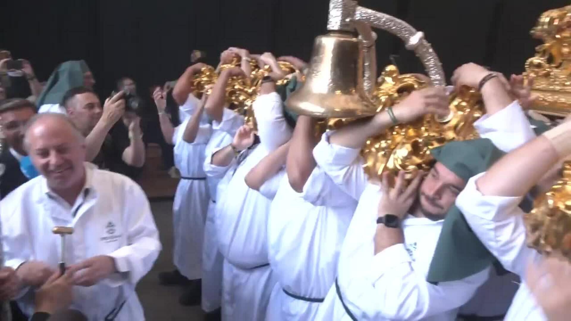 El Cachorro y la Esperanza, protagonistas andaluces de una histórica procesión del Jubileo