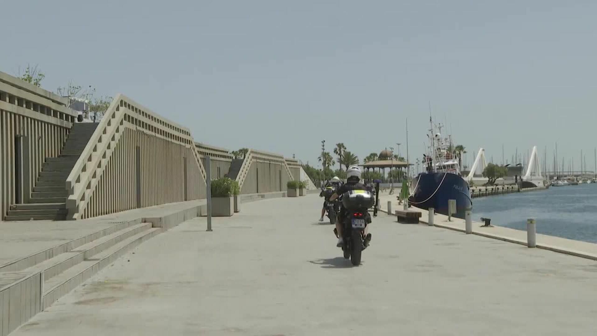 Muere un menor de 16 años tras caerse de un muro de cuatro metros en La Marina de València