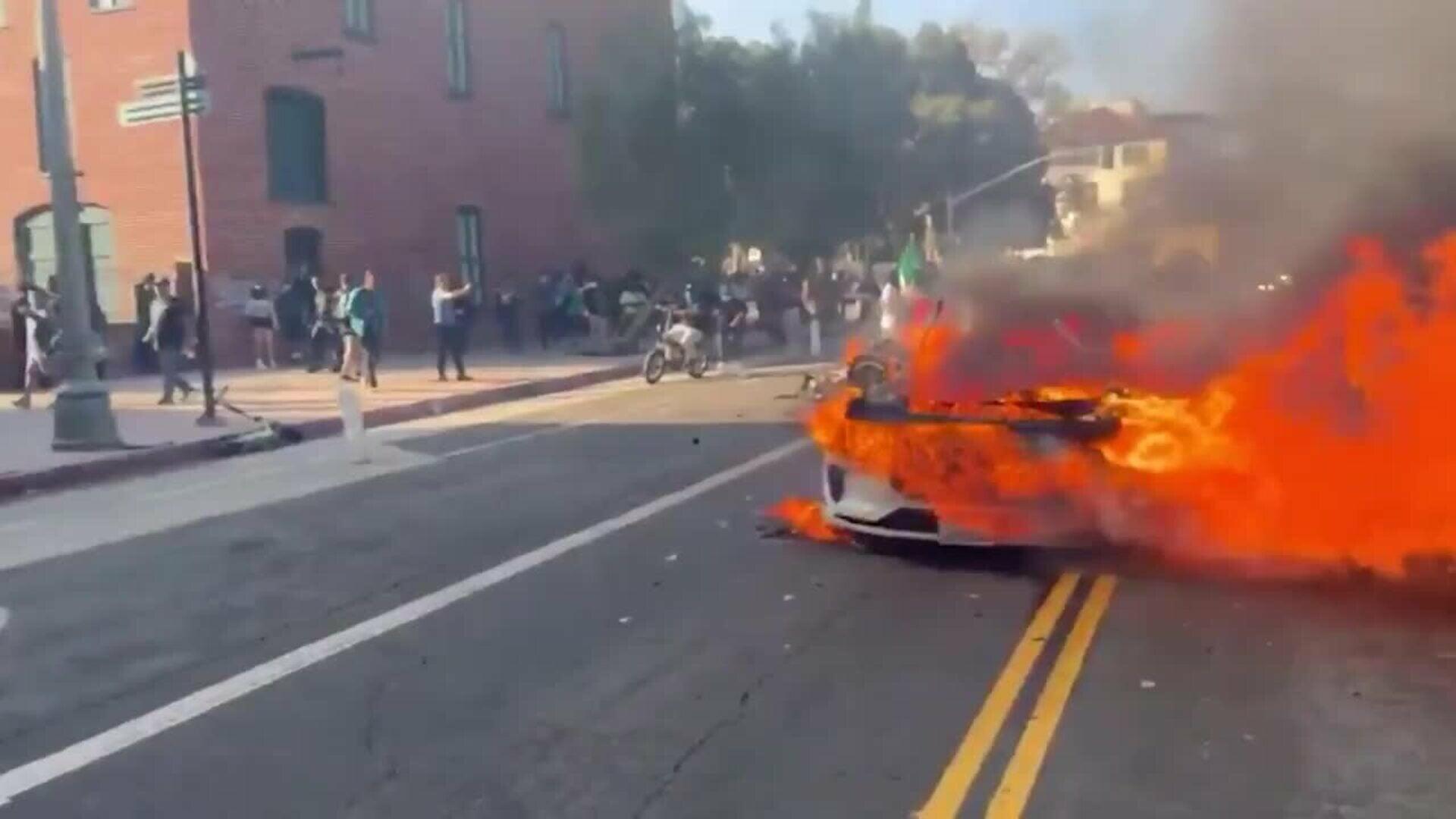 EEUU anuncia el despliegue de 700 marines en Los Ángeles mientras las protestas se extienden