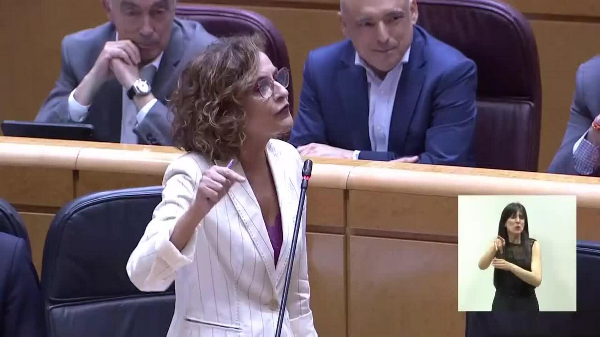 Montero niega que el presidente del TEAC haya dimitido por recibir comisiones