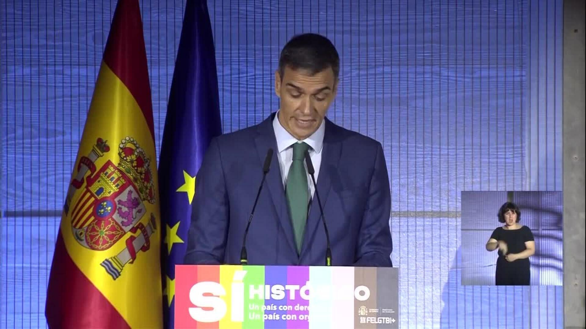 Sánchez invita personas LGTBI que no pueden "alzar voz en sus países": "España es vuestra casa"