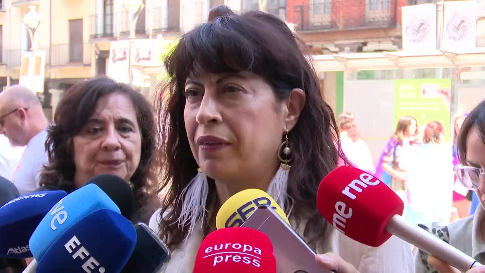 Redondo reivindica la "libertad" del colectivo LGTBI+