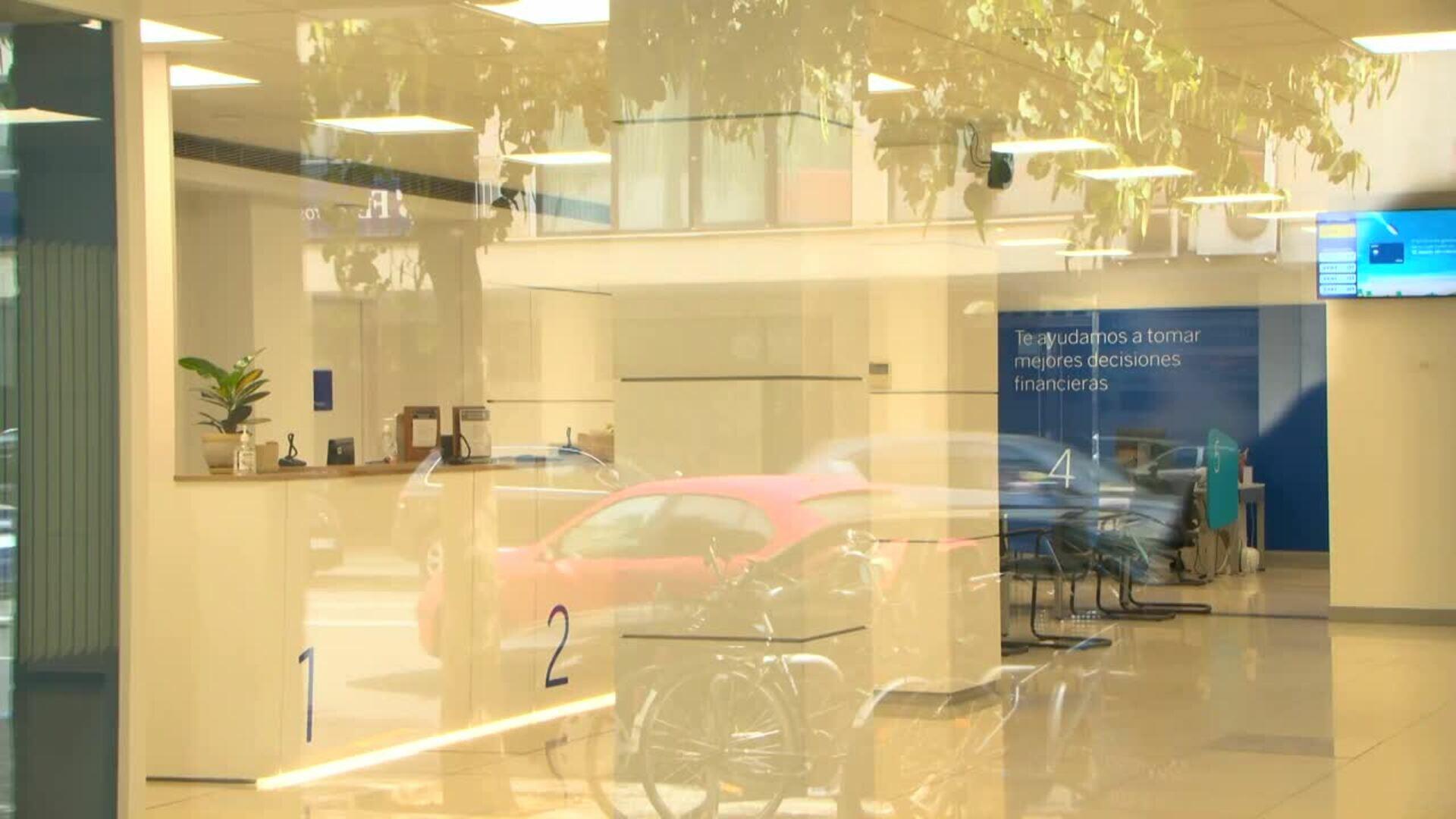 BBVA decide seguir adelante con la OPA al Sabadell tras analizar la condición del Gobierno