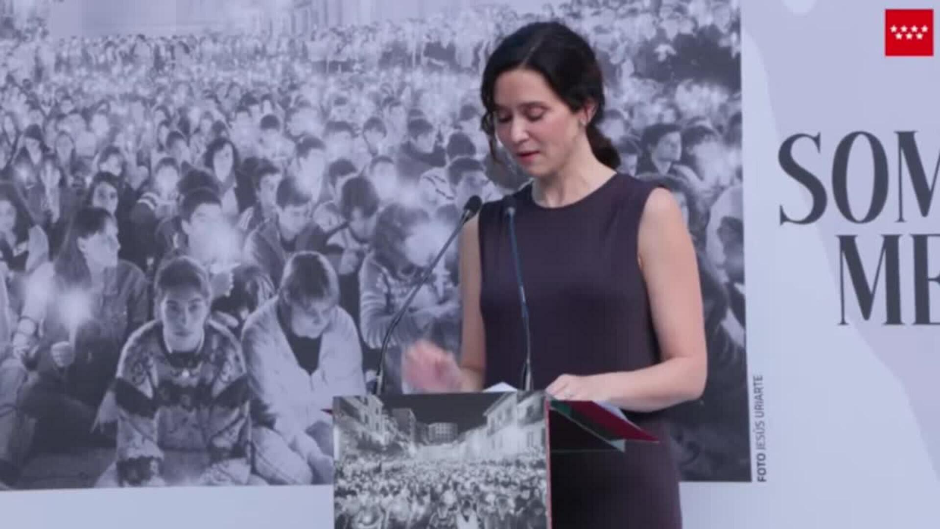 Ayuso pide el regreso del "espíritu de Ermua" en el acto por la muerte de Miguel Ángel Blanco