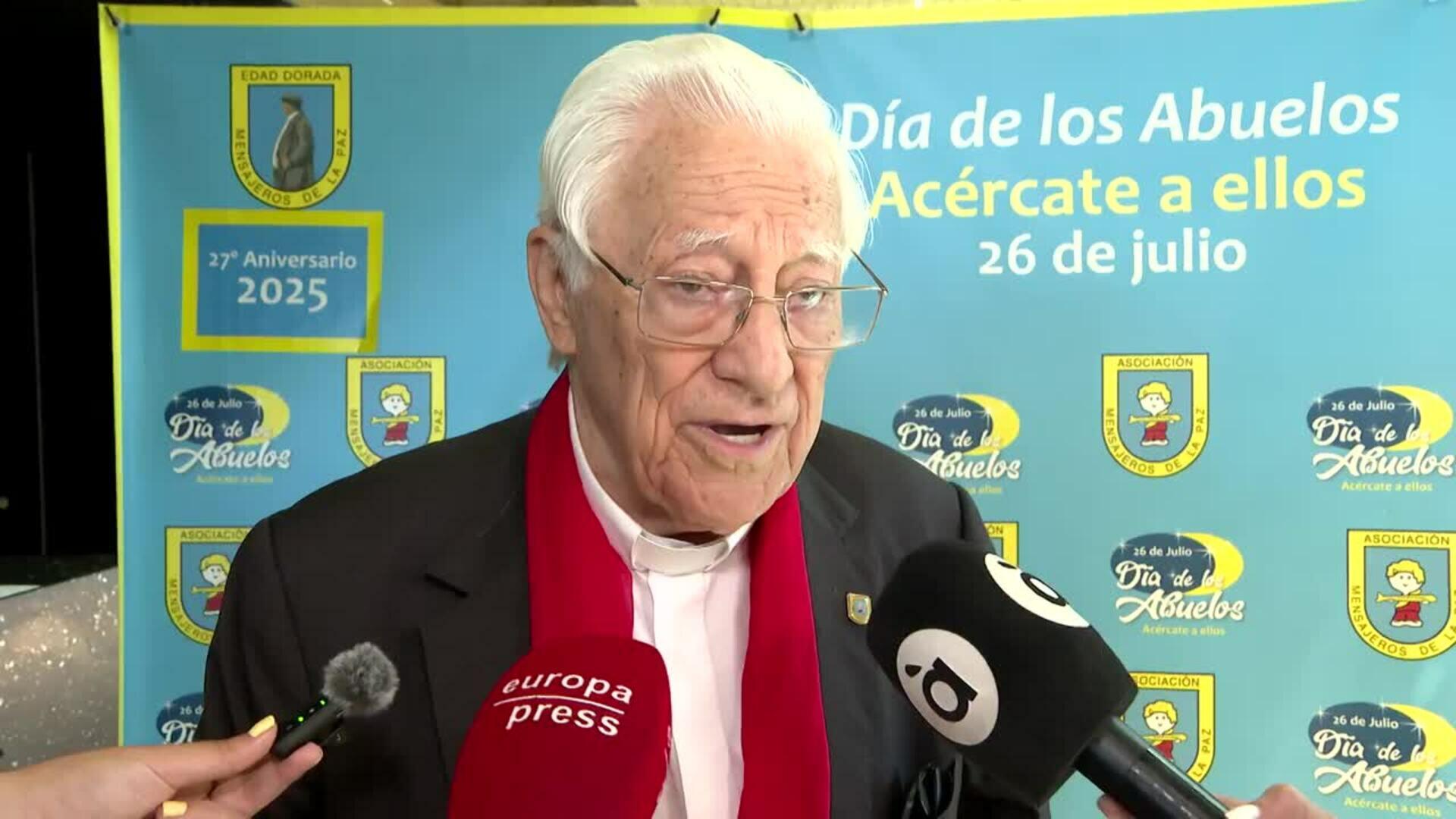 València celebra el Día de los Abuelos con Mensajeros de la Paz: "Son nuestras raíces"