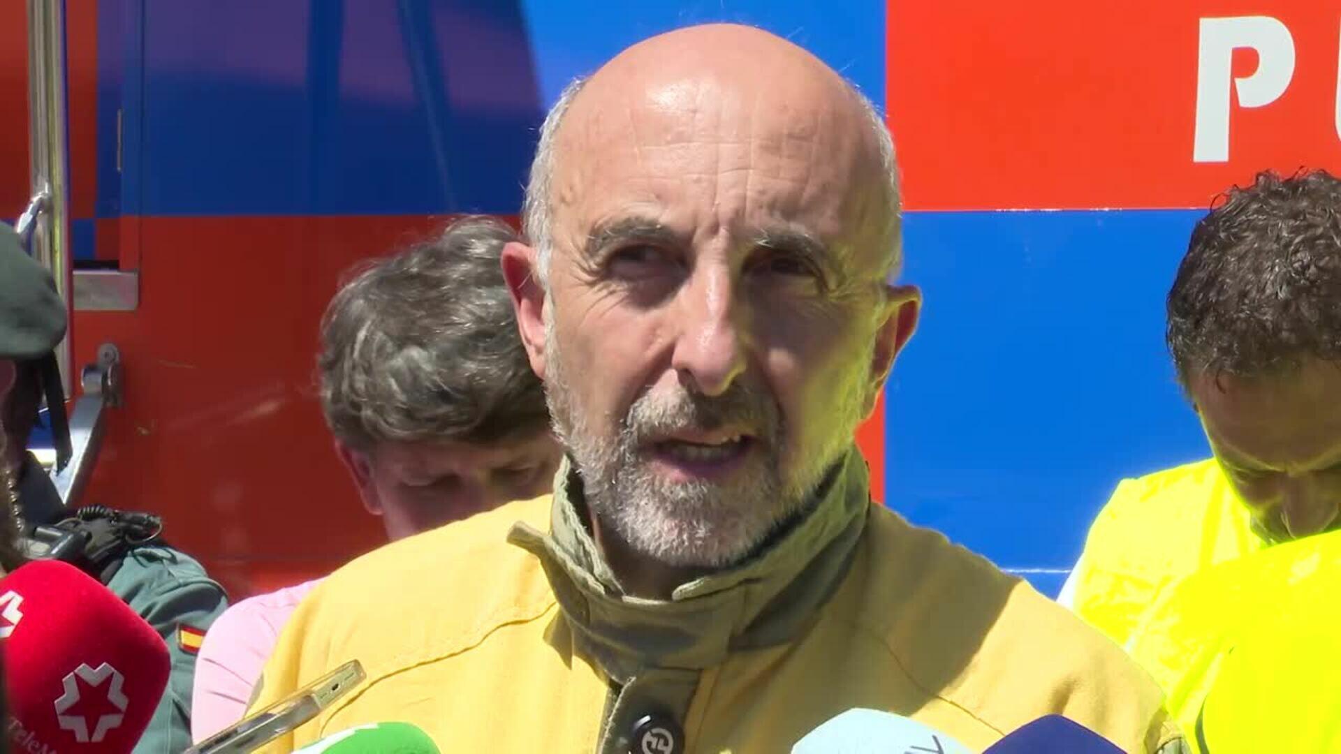 La evolución del fuego de Mombeltrán "no es halagüeña" con focos secundarios y se vigila Arenal