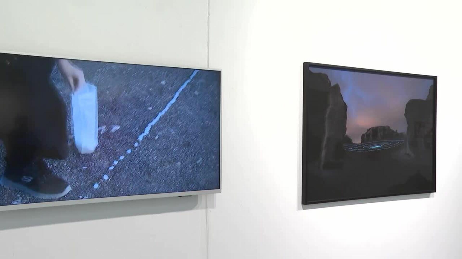 La Galería Río y Meñaka expone la creatividad de 15 artistas jóvenes