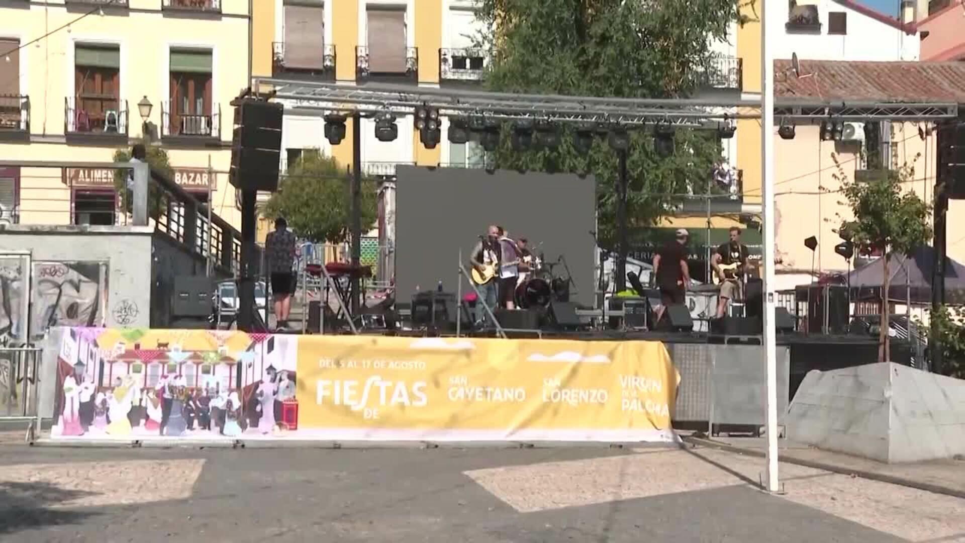 Lavapiés (Madrid) celebra sus fiestas con una batalla de agua y actividades culturales