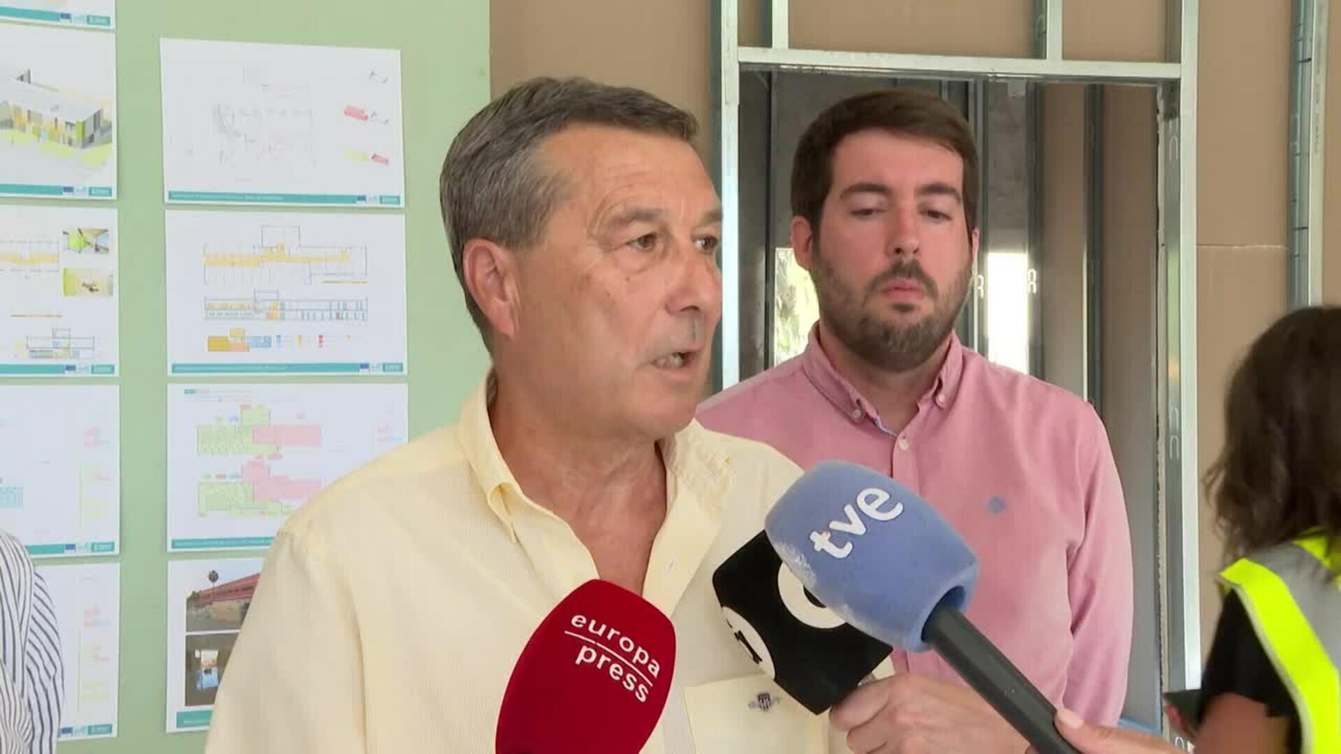 Sanidad recomienda hidratación, ponerse en sombra y usar ropa transpirable y de colores claros