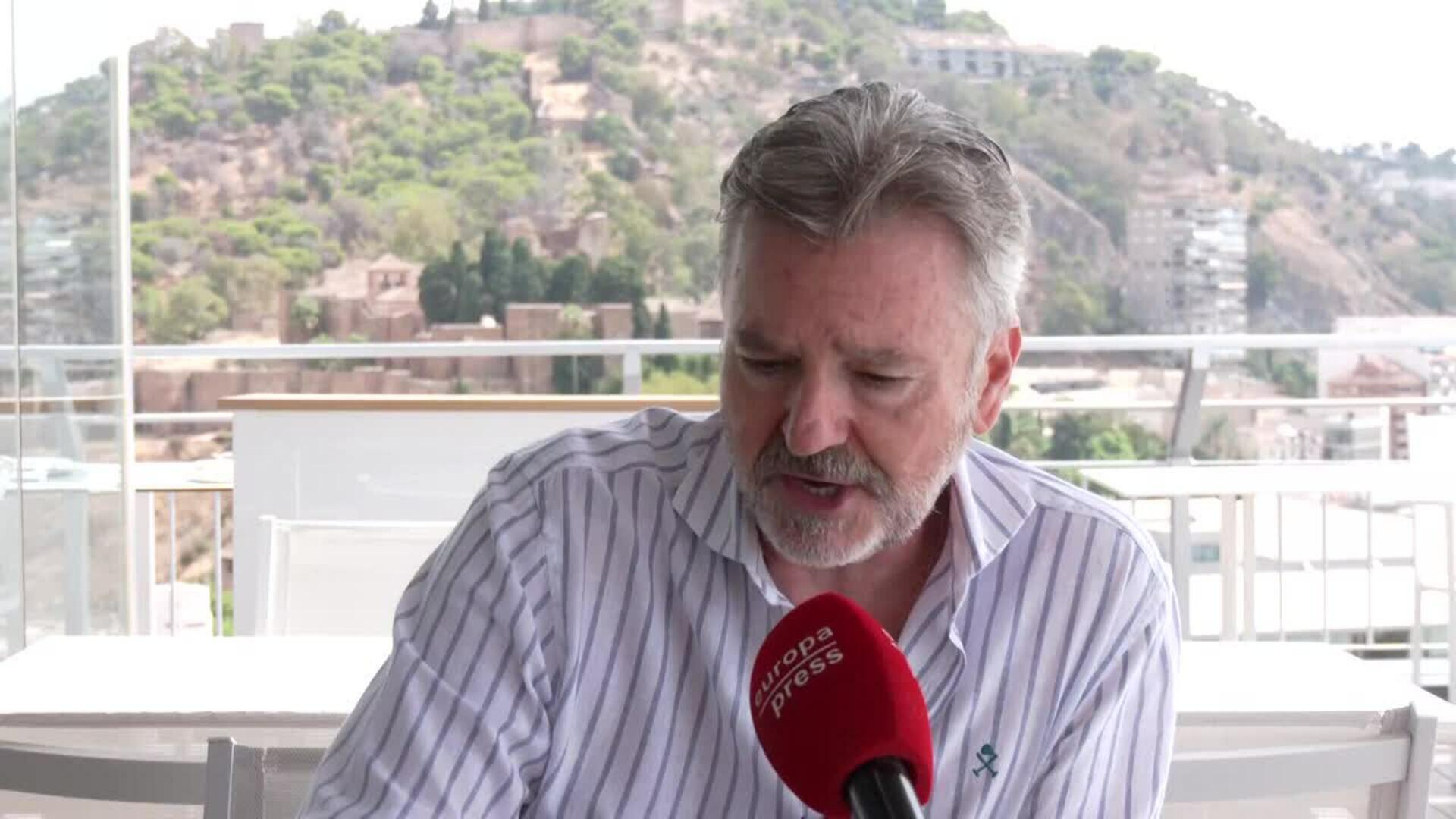 El presidente del CAA defiende "poner coto" al acceso de menores a Internet