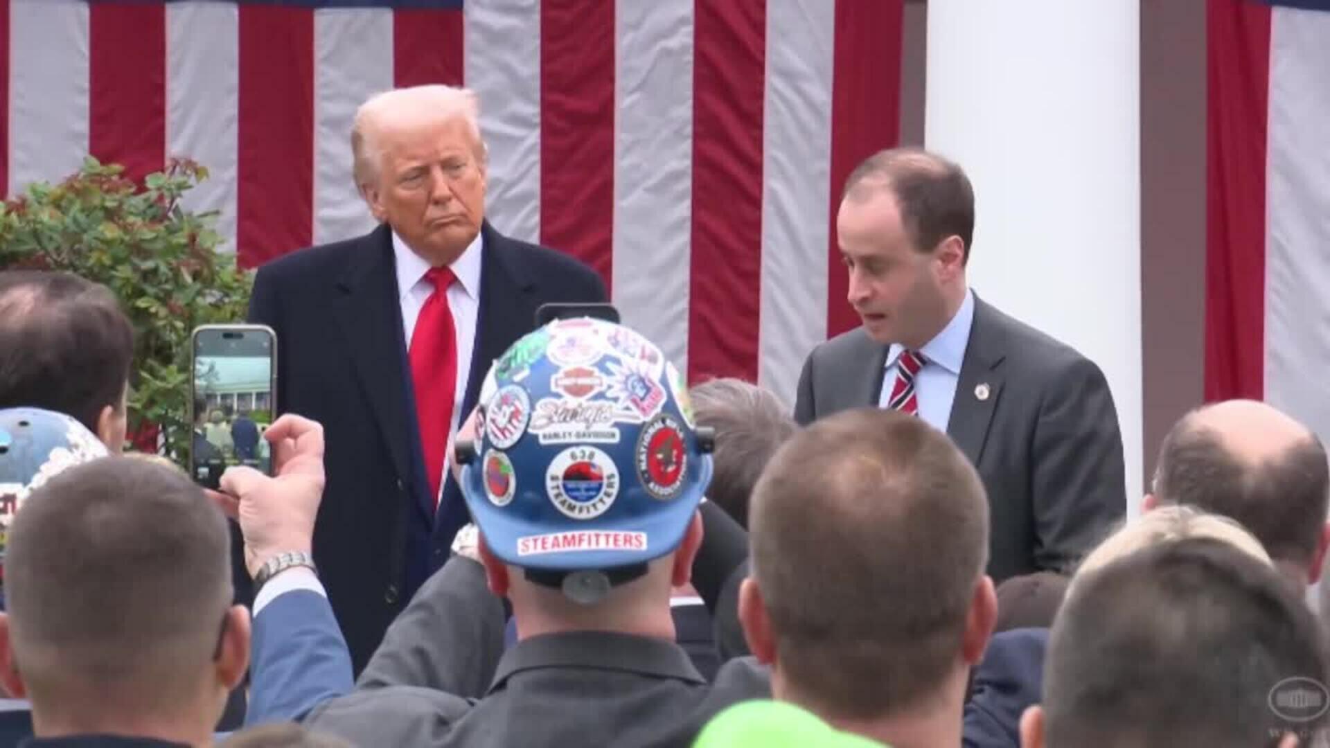 Trump confirma un ataque en aguas del Caribe contra un buque cargado con drogas