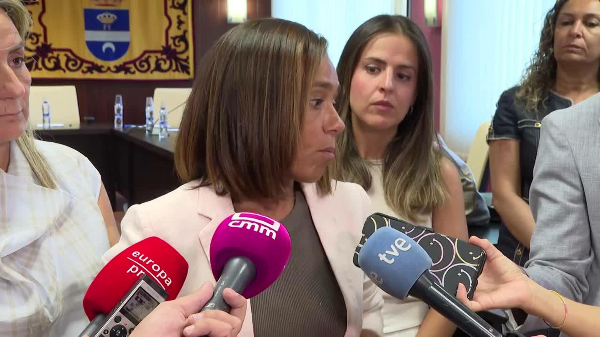 Olías del Rey compra 1.000 pulseras centinelas para velar por la seguridad de sus vecinas