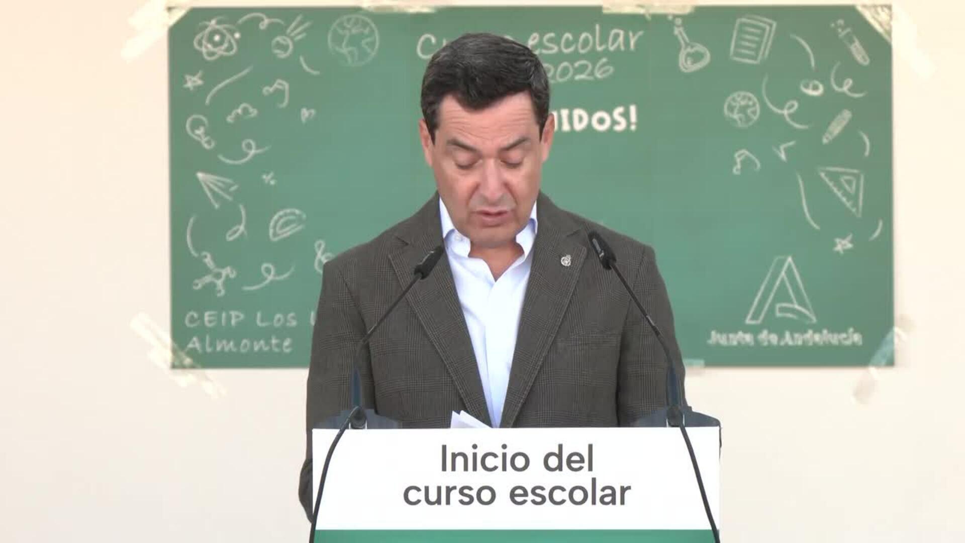 Moreno anuncia una inversión de 85 millones para mejorar la climatización en centros educativos