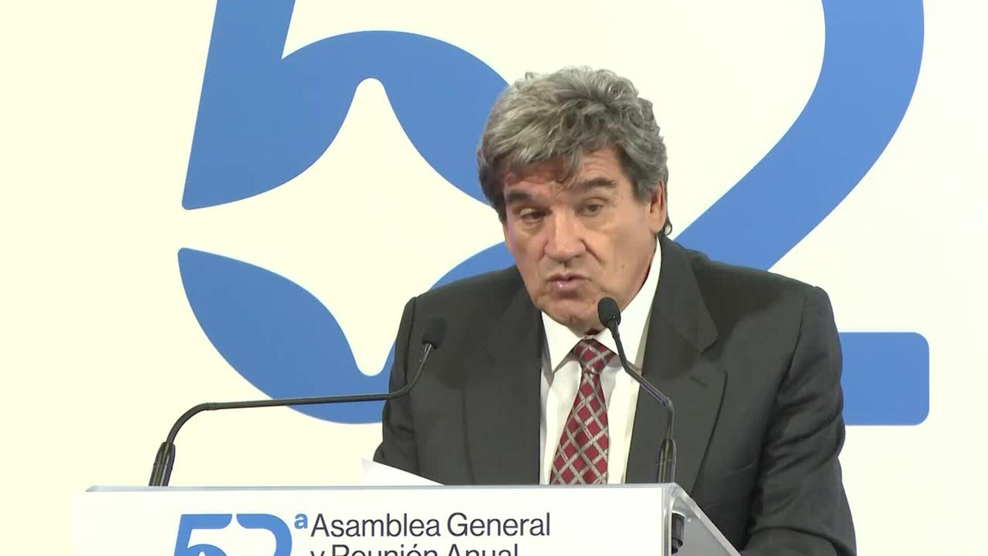 Escrivá aboga por construir una relación más equilibrada entre regiones