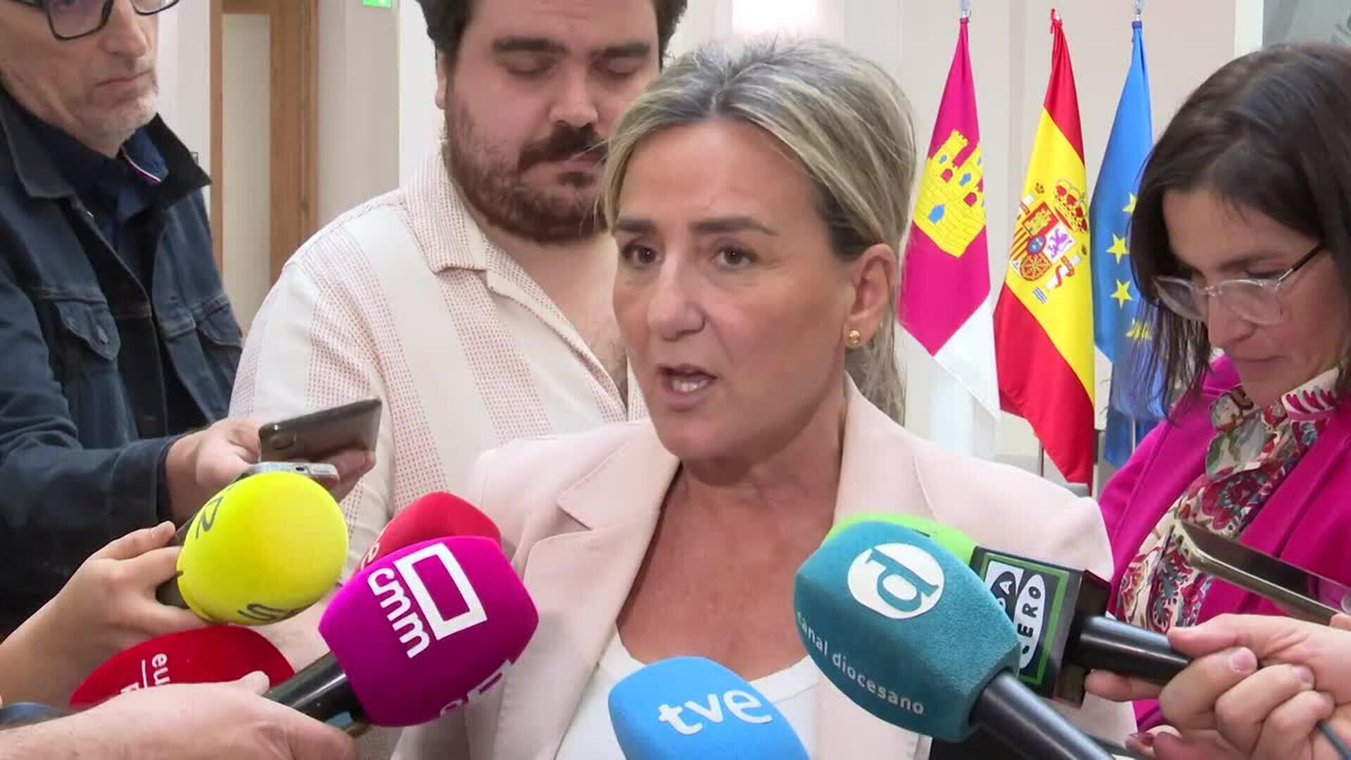 Tolón pide al alcalde de Toledo que no insulte y se centre en hacer "argumentarios sólidos"