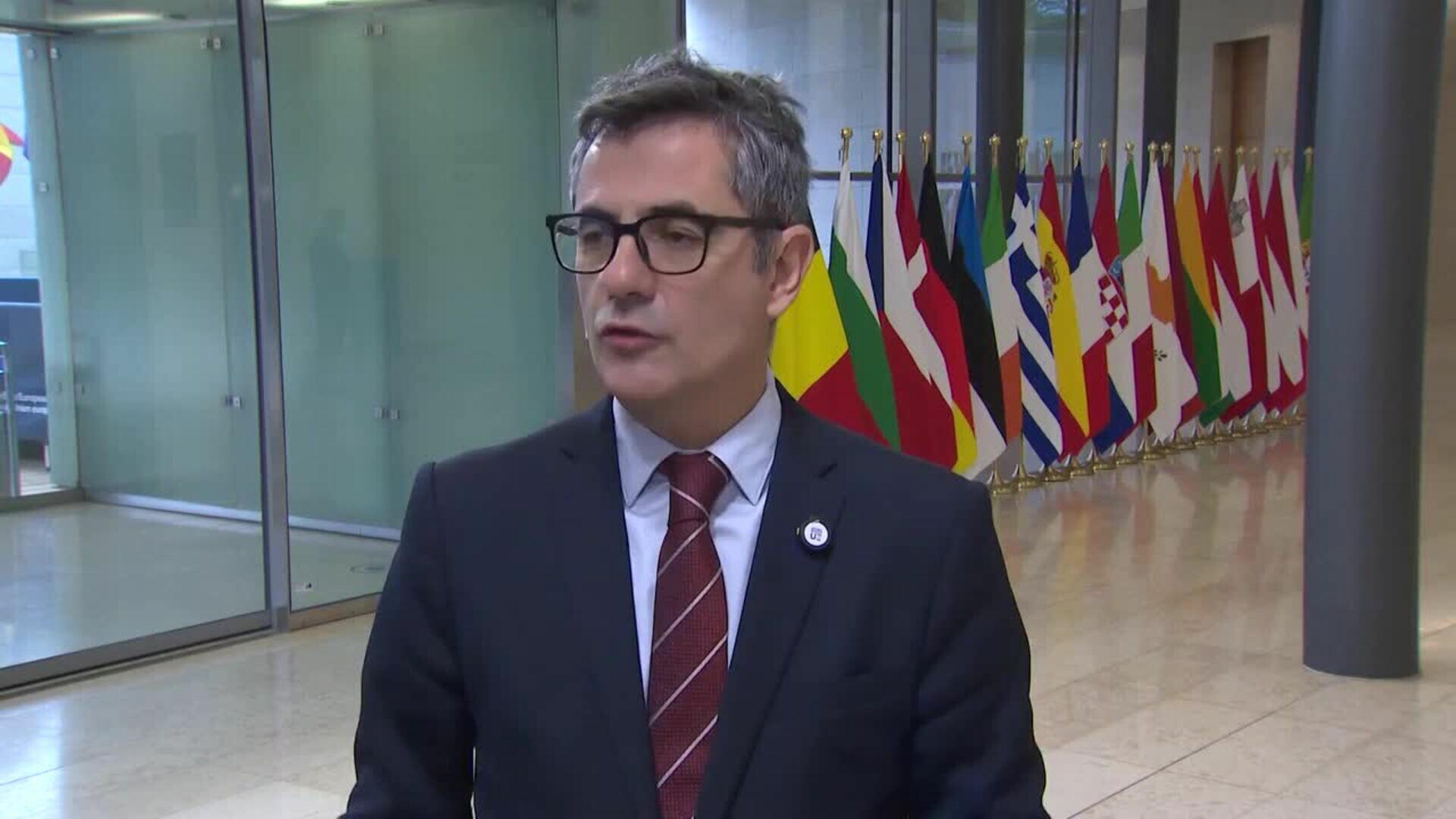 Bolaños pide una "respuesta eficaz" de los sistemas judiciales en la UE al "acoso" de ultras