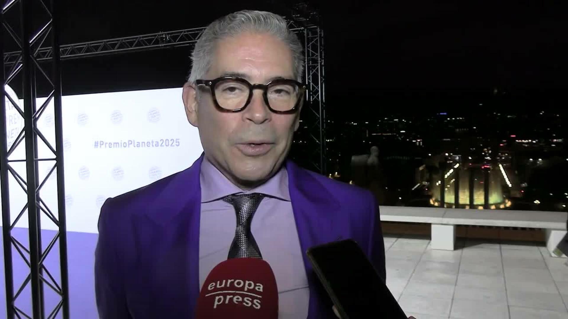 Boris Izaguirre le pide a Amaia Montero que desbloquee a Cayetana Guillén Cuervo