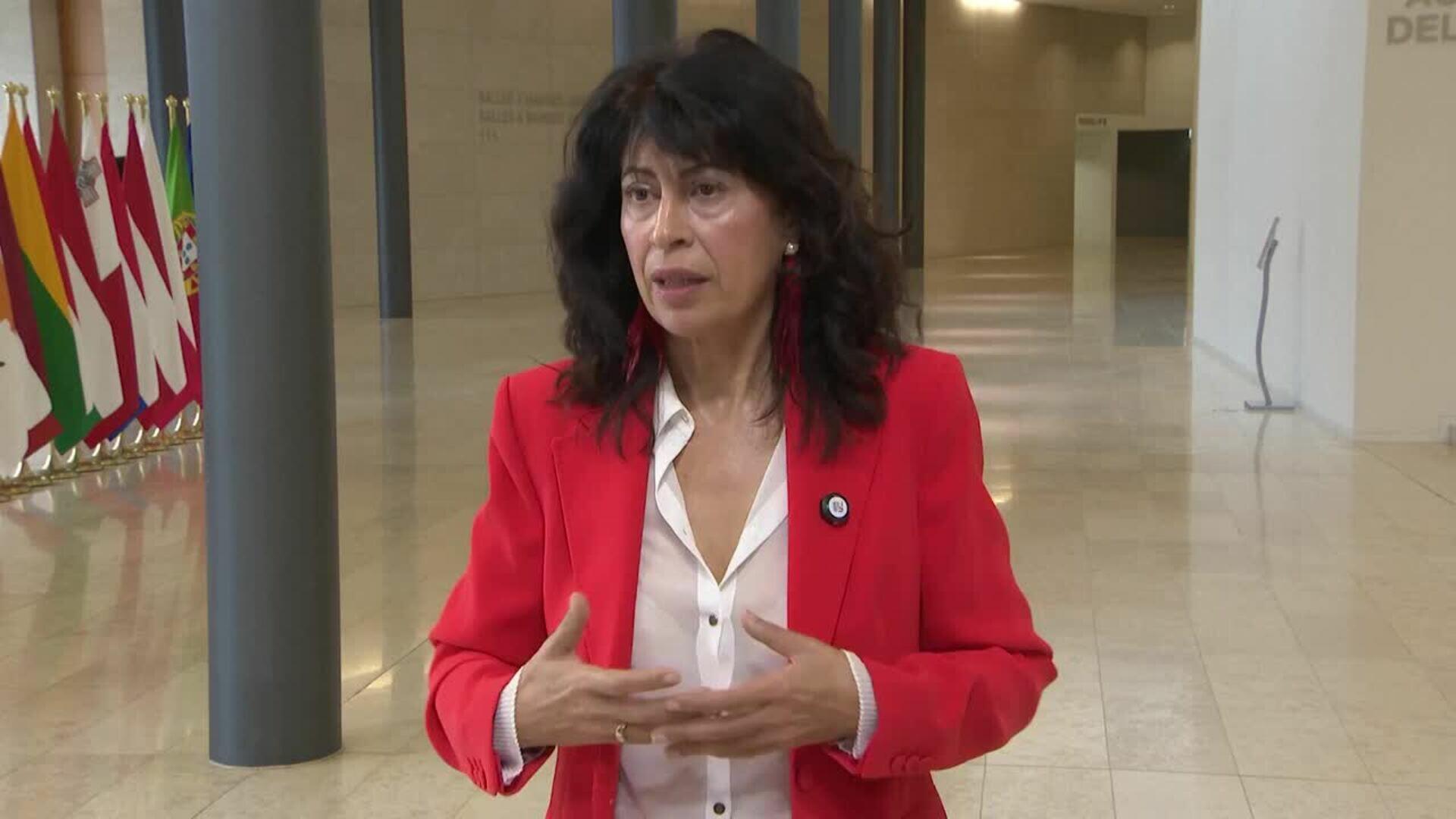 Redondo dice que el PP lleva "demasiado tiempo jugueteando" con el aborto