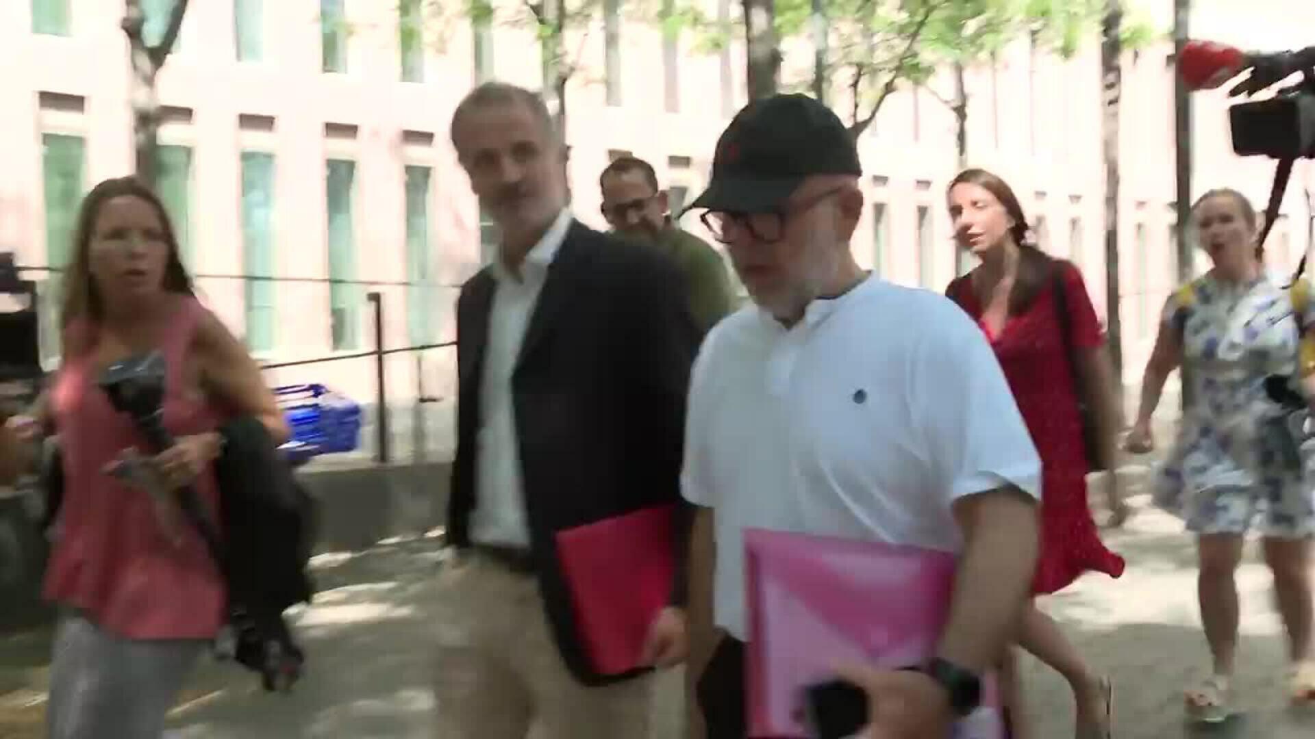 Puigdemont pide que suspenda su orden de detención tras las conclusiones del abogado de la UE