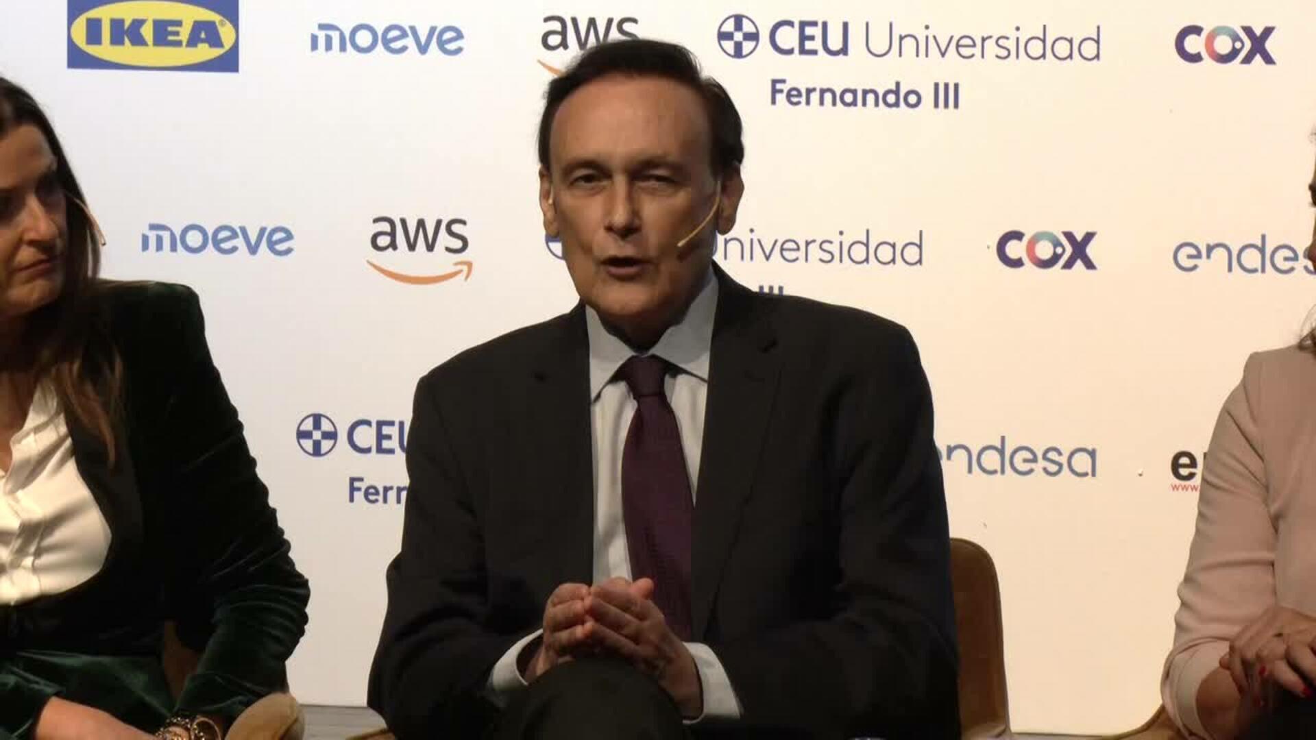 La Junta resalta política de clústeres y de centros tecnológicos para favorecer la innovación