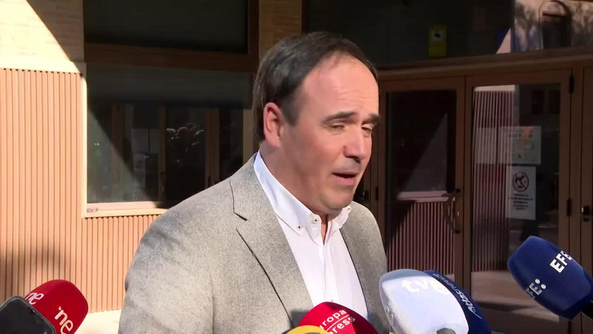 Pérez Llorca a su salida del juzgado de Catarroja: "He intentado aportar mi granito de arena"