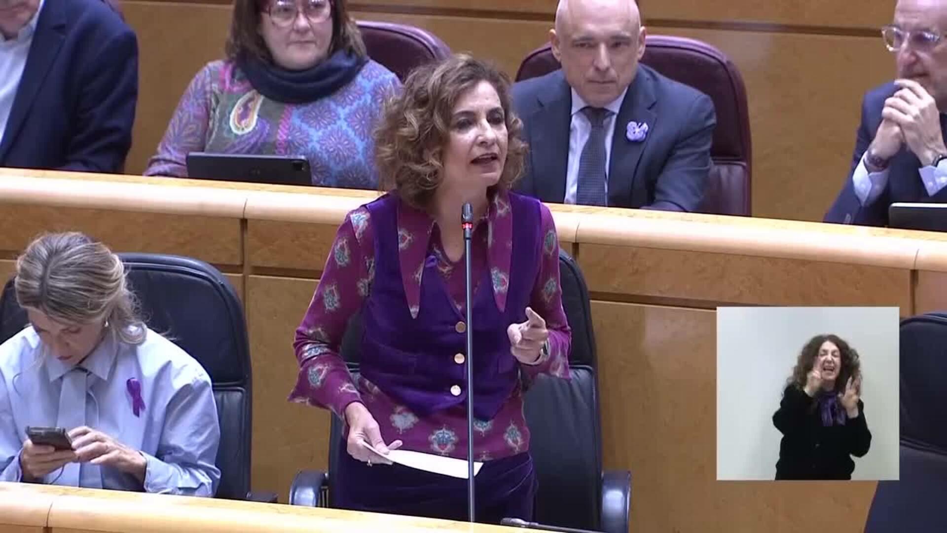 Montero niega fraude en las actas del Consejo de Política Fiscal y critica la "pataleta" del PP