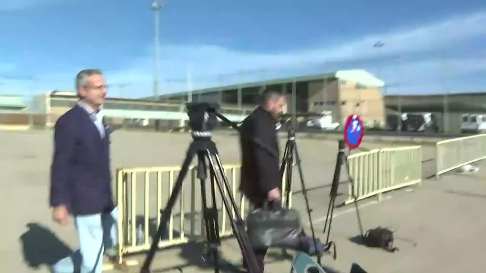 El abogado de Ábalos confirma que el exministro "está fuerte, sólido y con un buen talante"