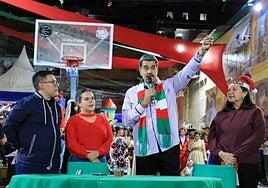 Las detenciones de estadounidenses en Venezuela crecen a medida que se intensifica la campaña militar de Trump