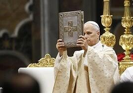 El Papa advierte en la misa de año nuevo que «el mundo no se salva afilando las espadas»